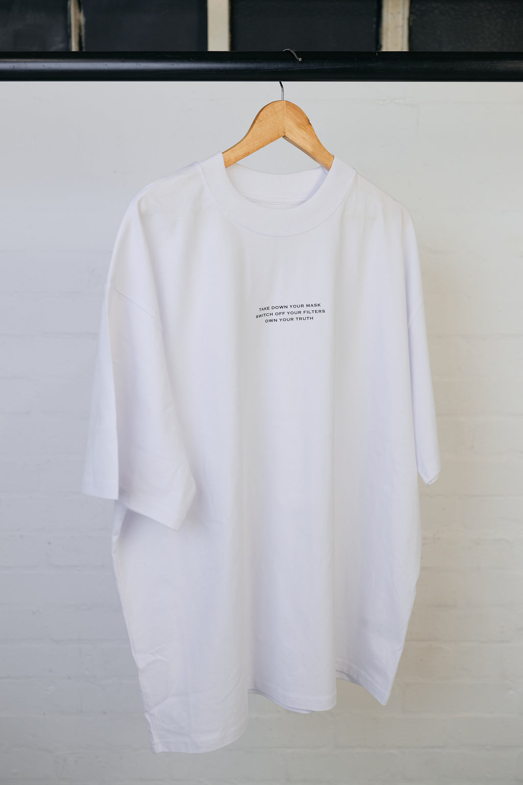 [UNFLTERED] Statement T-Shirt BLACK