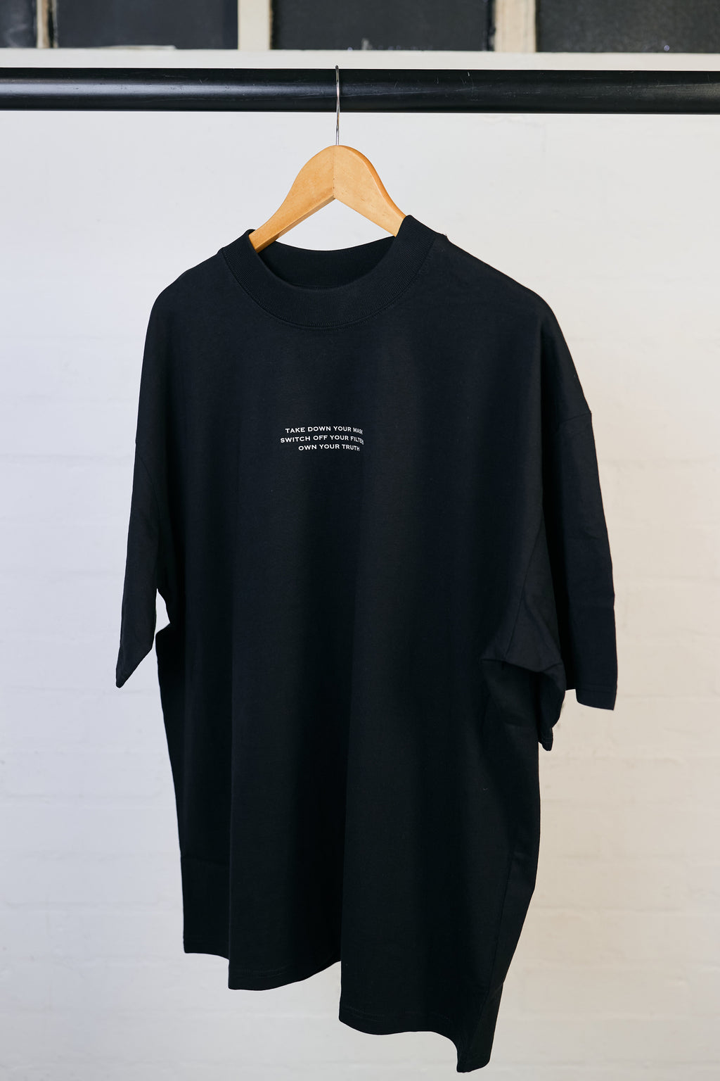 [UNFLTERED] Statement T-Shirt GREY