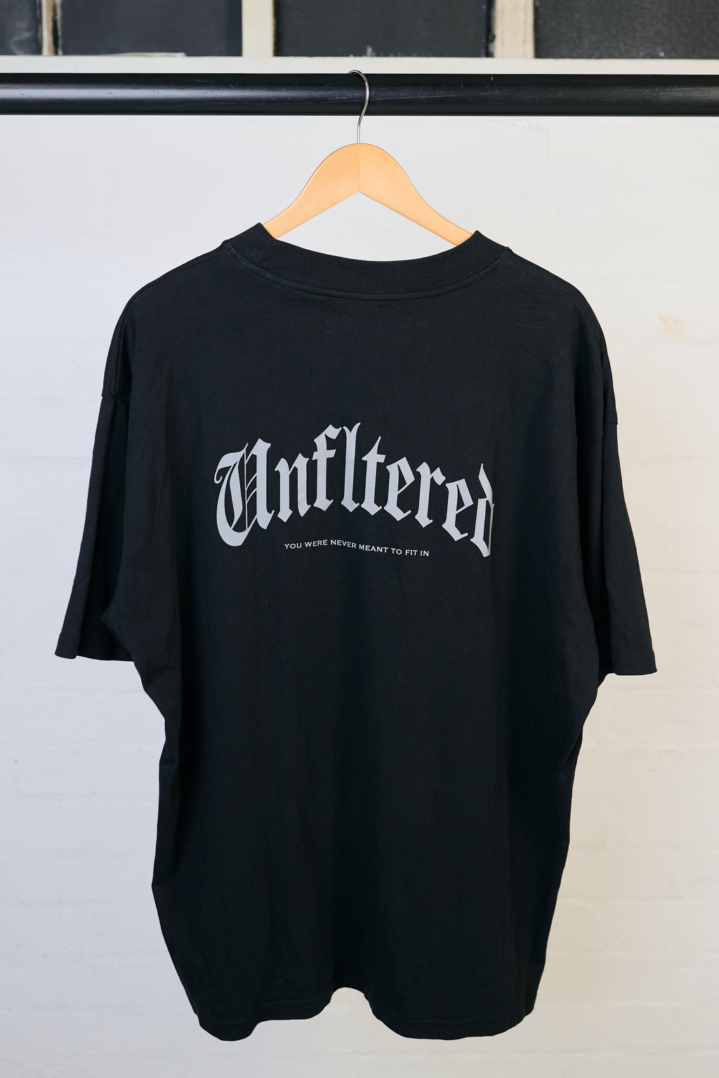 [UNFLTERED] Statement T-Shirt GREY
